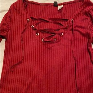 H&M divided lace up long sleeve top! Size small!
